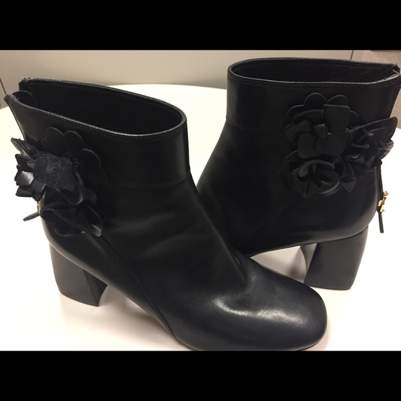 NWOT Tory Burch Rare Blossom Bootie Size 8.5 - Picture 6 of 8